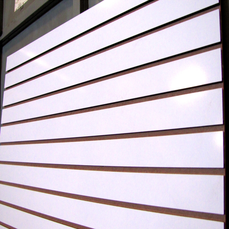 PANEL RANURADO 75 MM